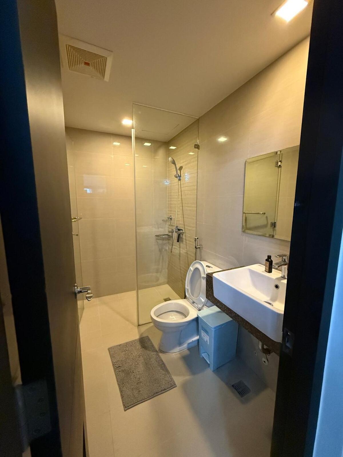 Luxurious Unit In Salcedo *