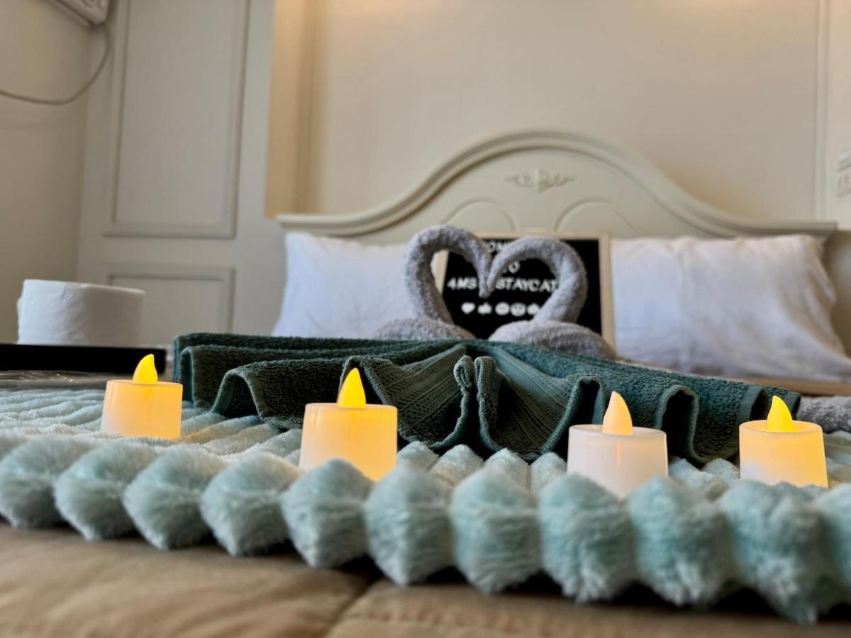 Chic Staycation With Balcony,few Step In Venice Mall * Manila