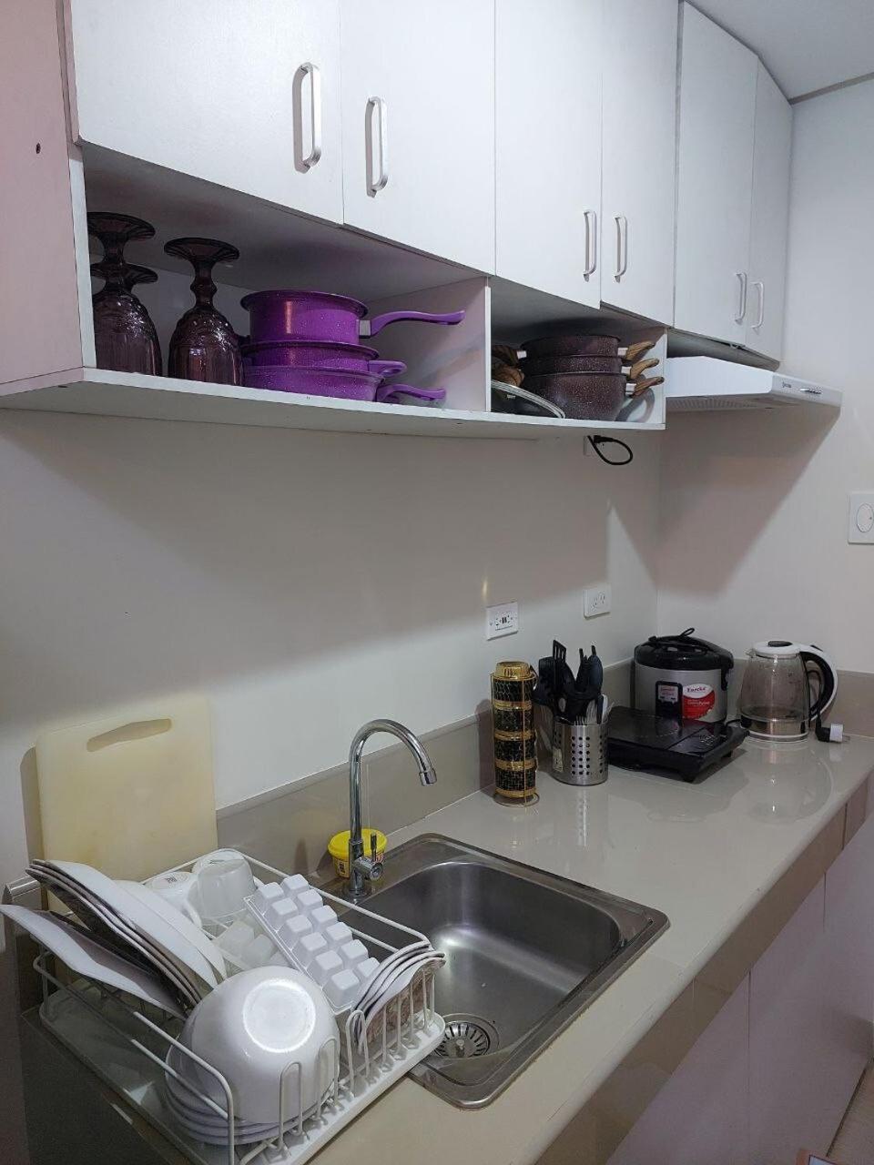 New Staycation In Trees Apartment