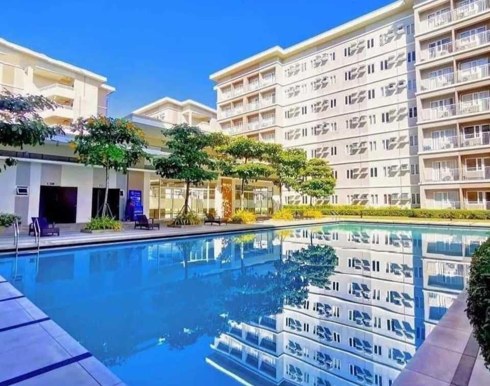 Apartment New Staycation In Trees *