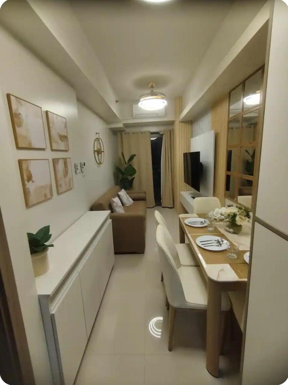 Elegant Near Mall Of & Naia Airport *