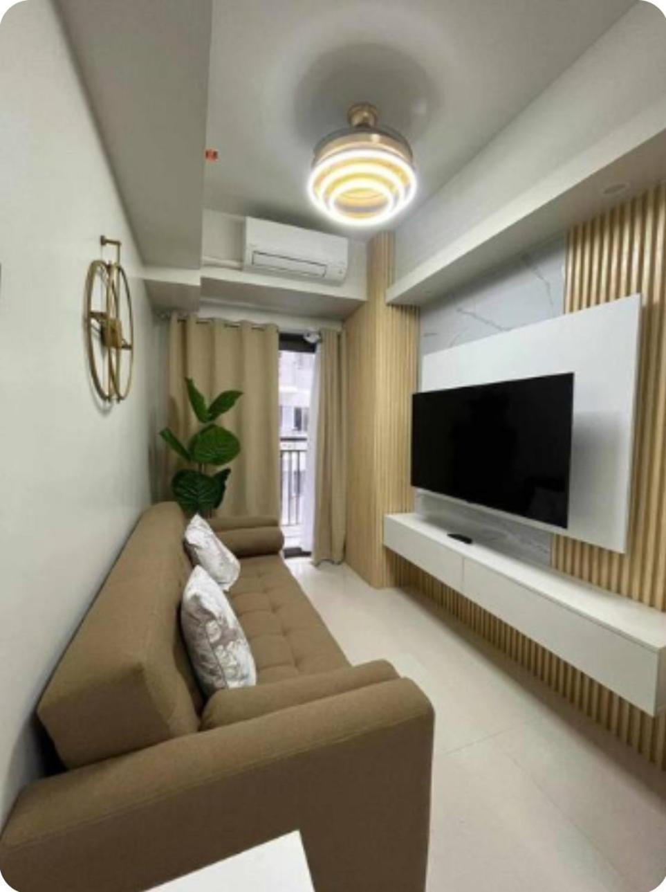 Elegant Near Mall Of & Naia Airport