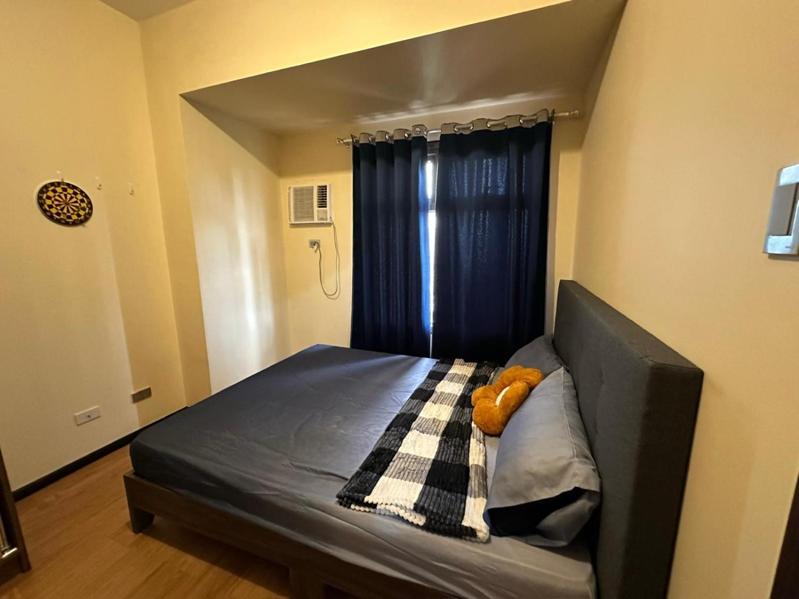 1 Bedroom Staycation Apartment *