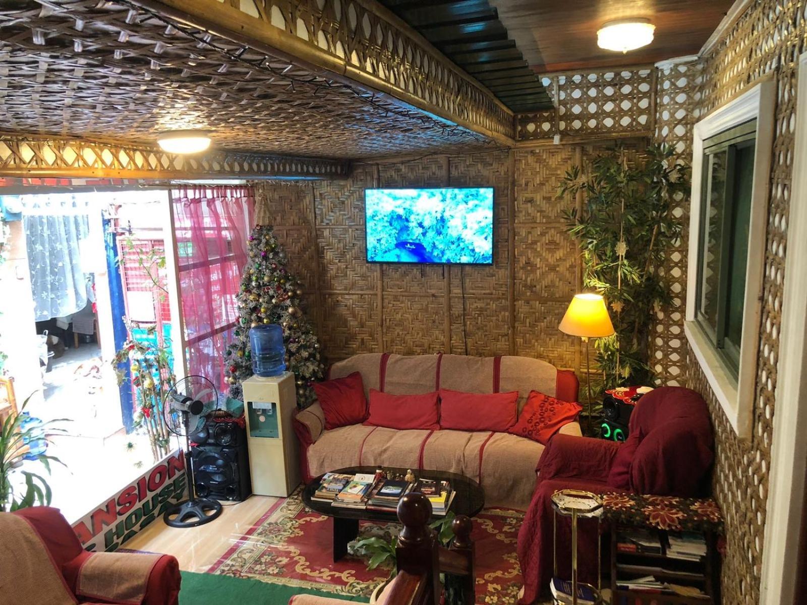 Apartment The Mansion - 20 Pax Luxury Near Airport In Pasay *