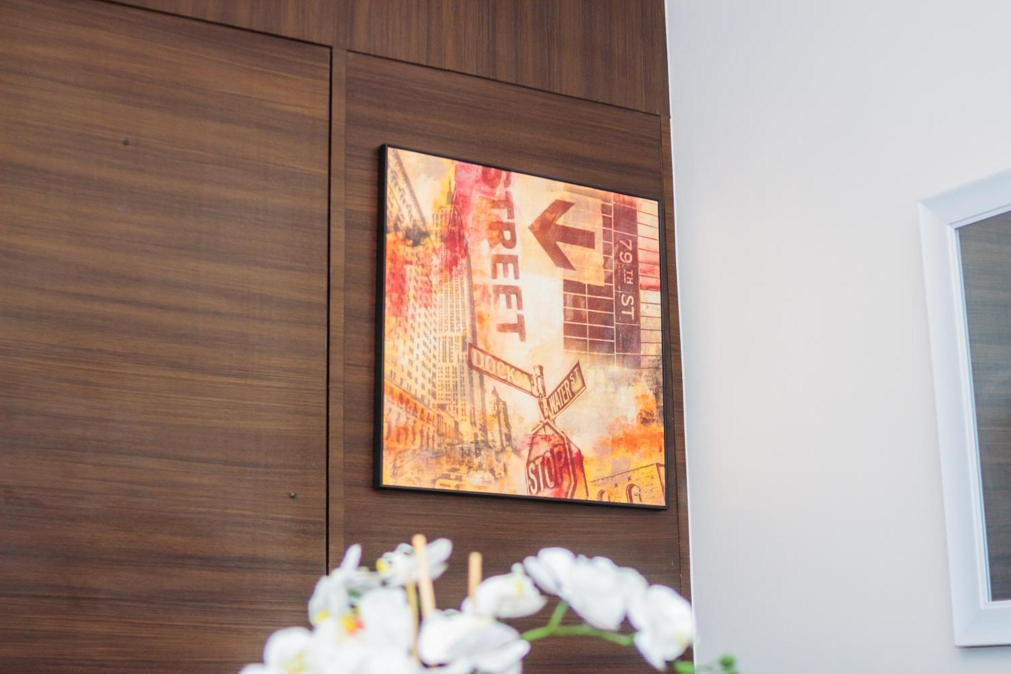 Quirky Urban Luxury Nest 1 Blazing Fast 300mbps *