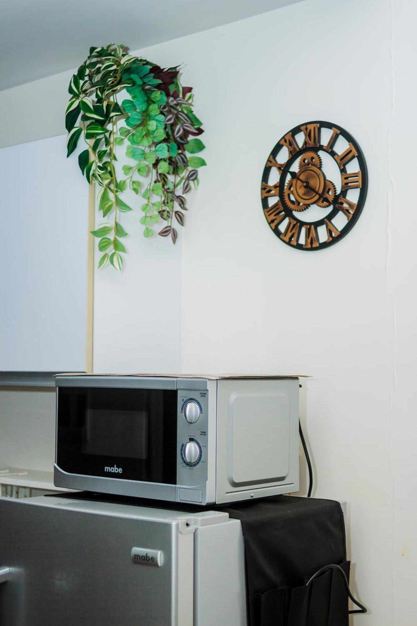 Quirky Urban Luxury Nest 1 Blazing Fast 300mbps