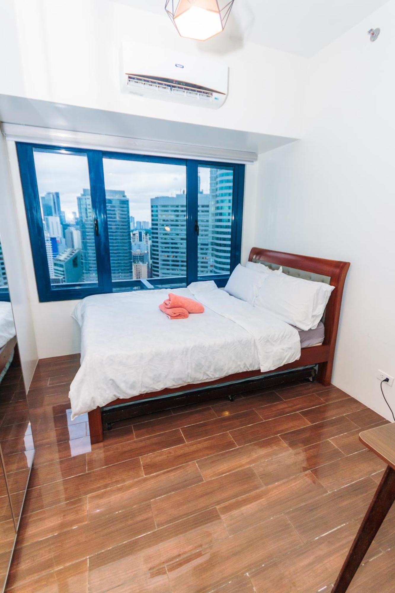 Apartment Quirky Urban Luxury Nest 1 Blazing Fast 300mbps Manila