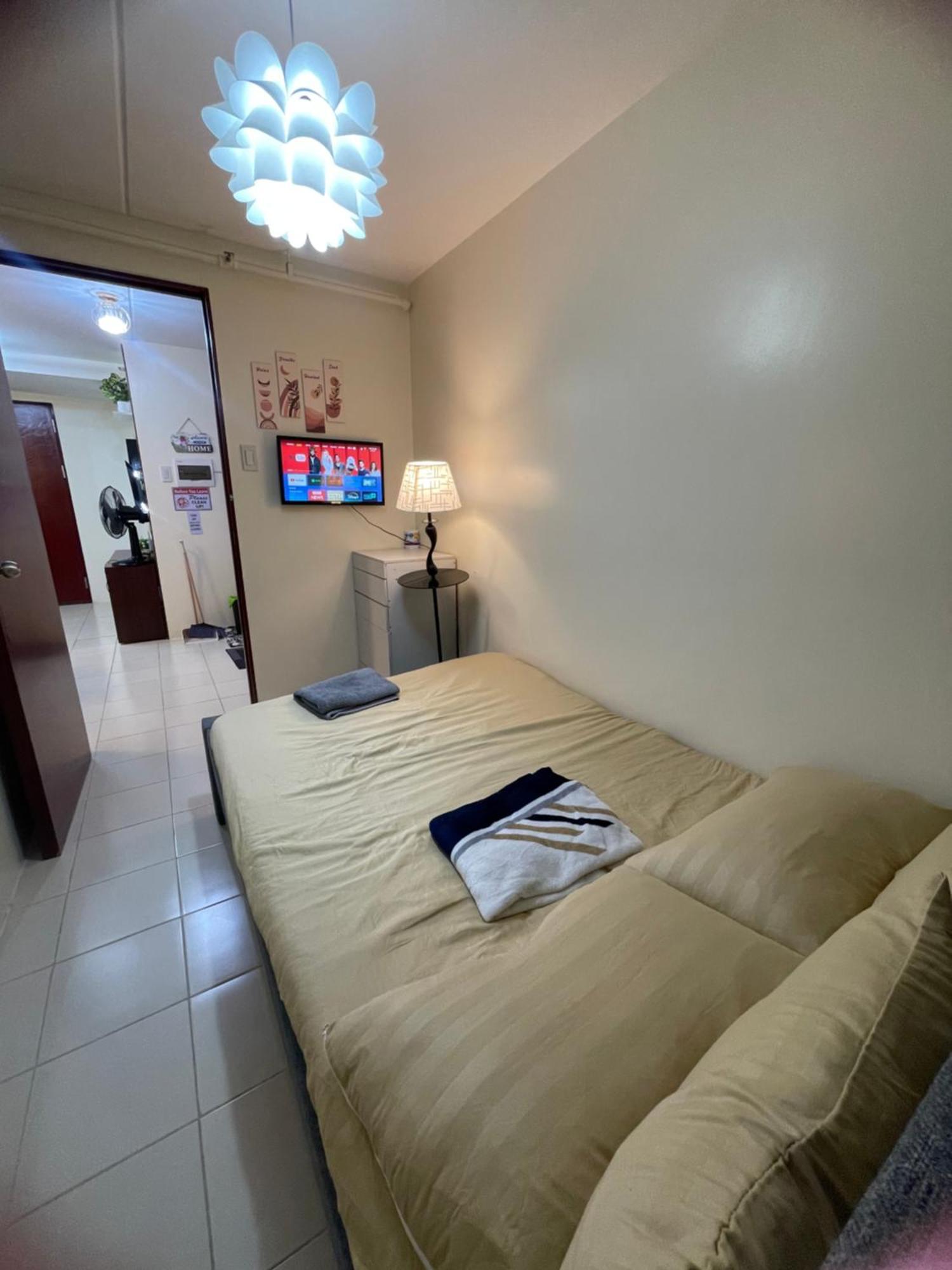 Aparthotel Jelyn Staycation At Urban Deca Homes