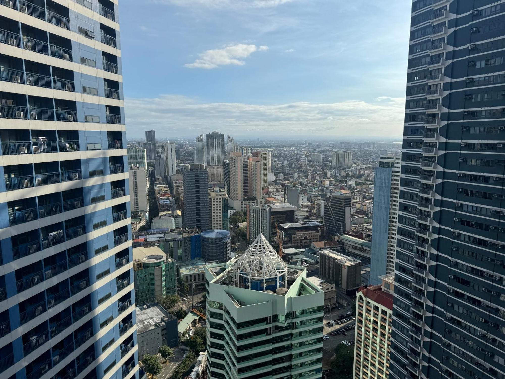 Apartment Makati Skyline *