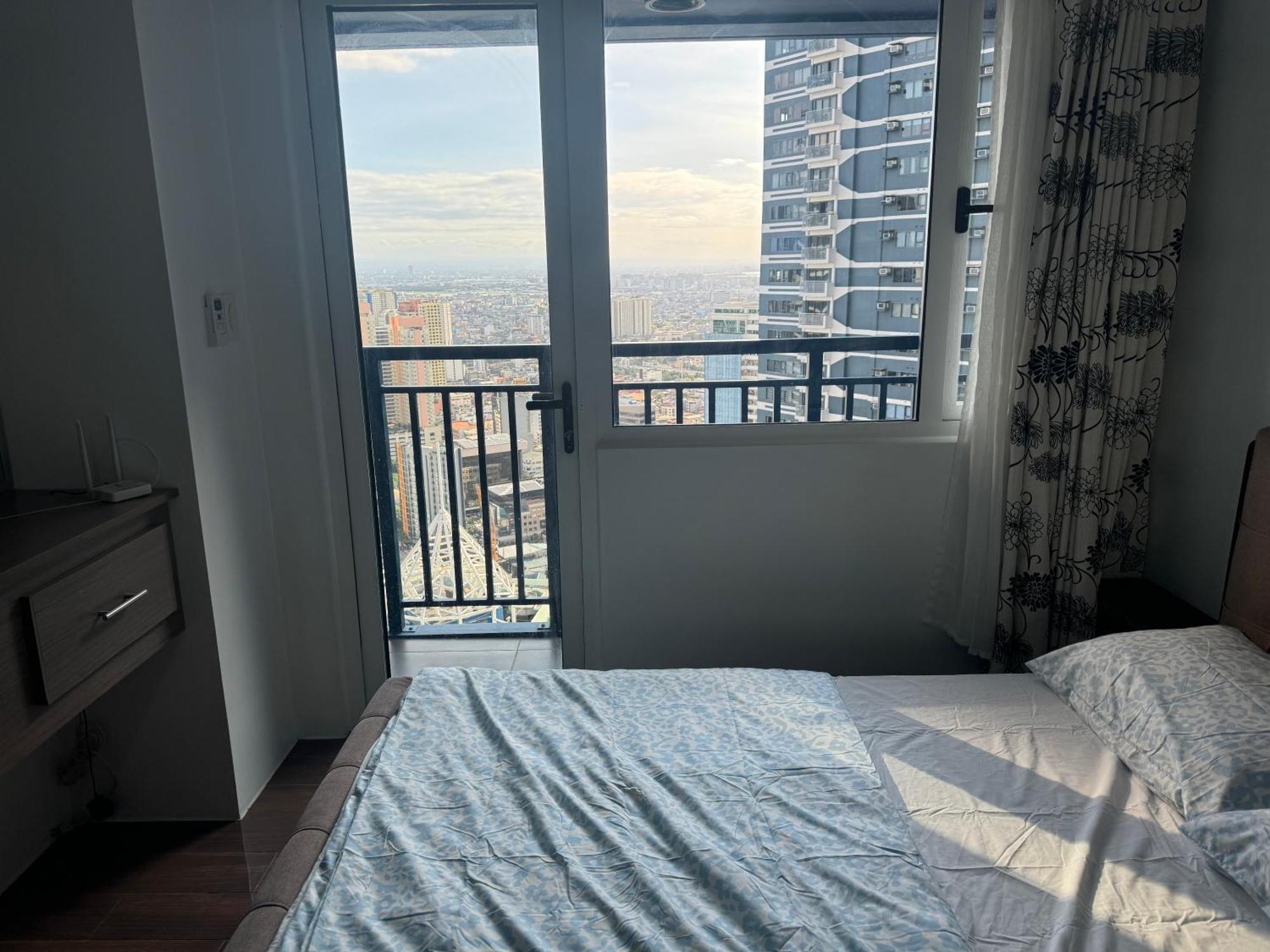 Makati Skyline Apartment