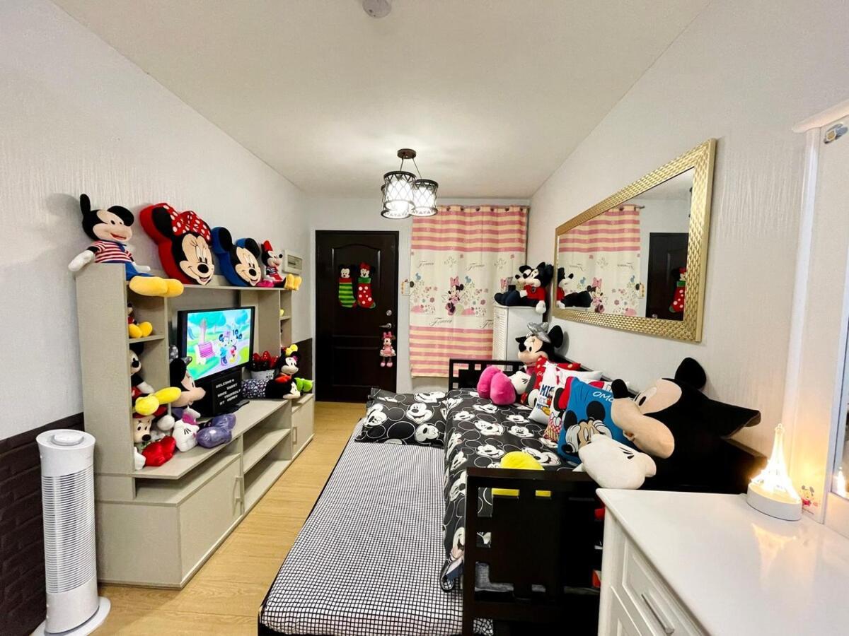 Staycation With Mickey & Minnie One Oasis * Manila