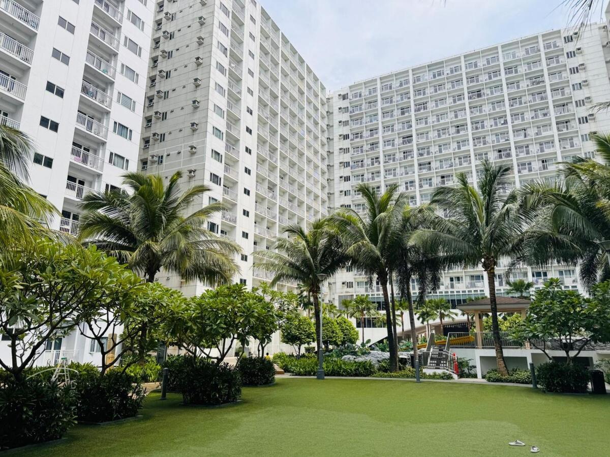 Shore 2 Residences 539 Facing Pool By Prime * Manila