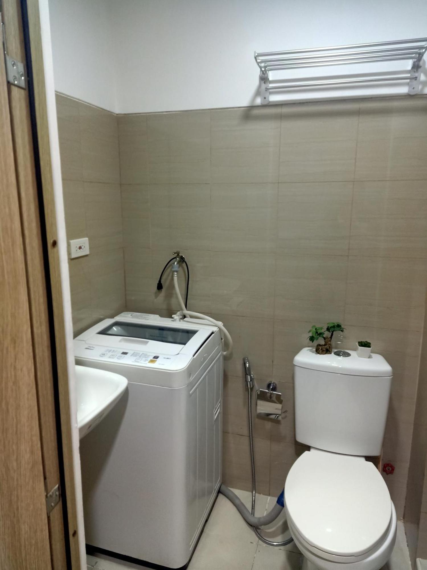 Staycation In Shore Residence's Hostel