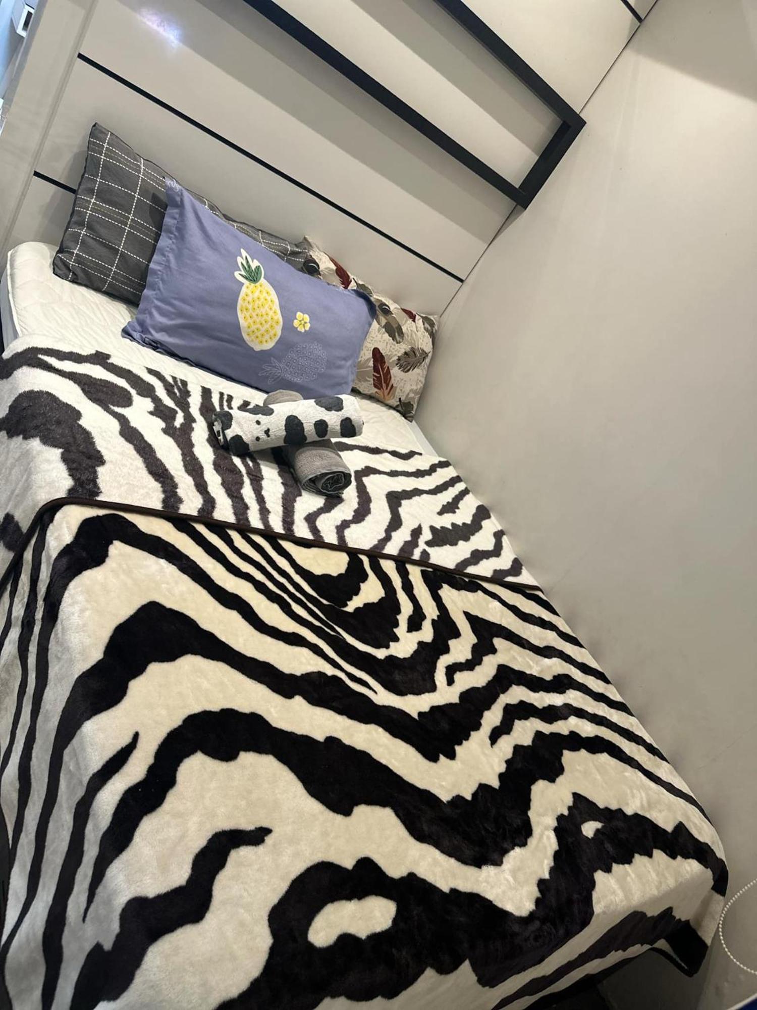 Kimmy Moa Staycation * Manila