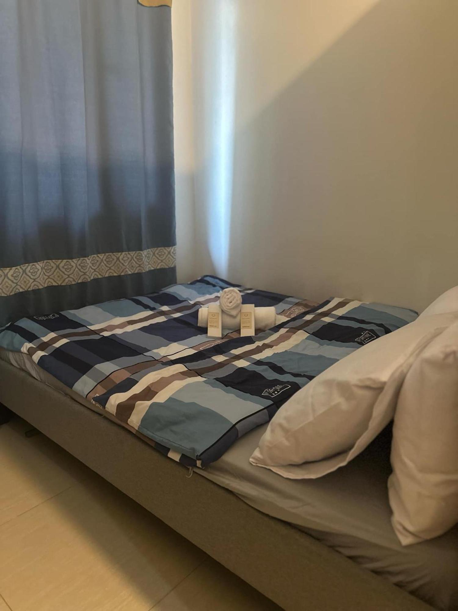 Jaja Staycation Apartment *