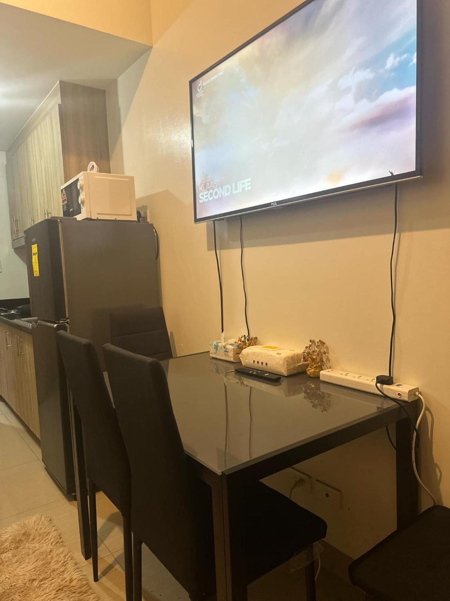 Jaja Staycation Apartment *