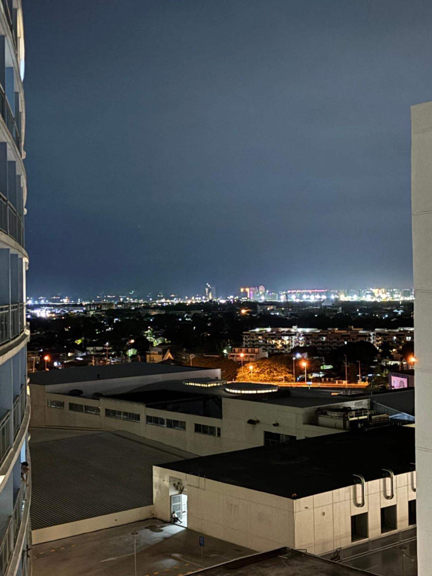 Apartment Casa Valentine - Azure Urban Residences Manila
