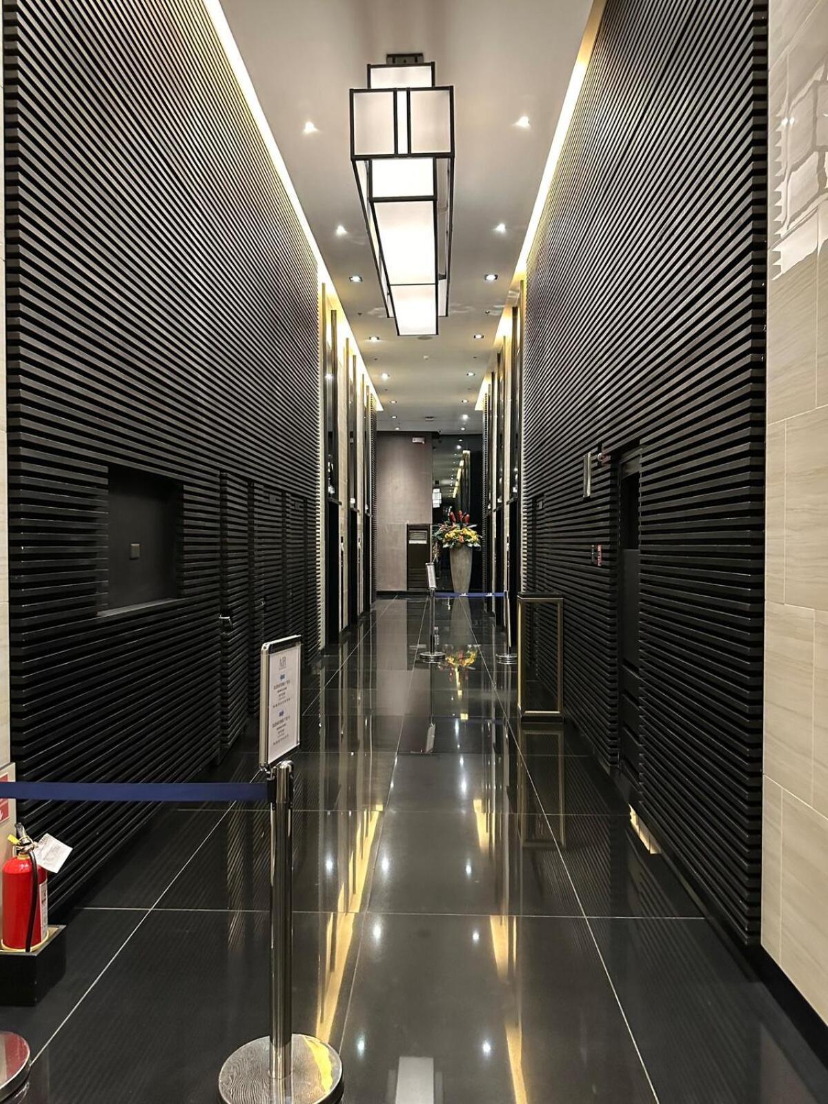Apartment 1br Air Residences Condo, Ayala Ave, Makati *