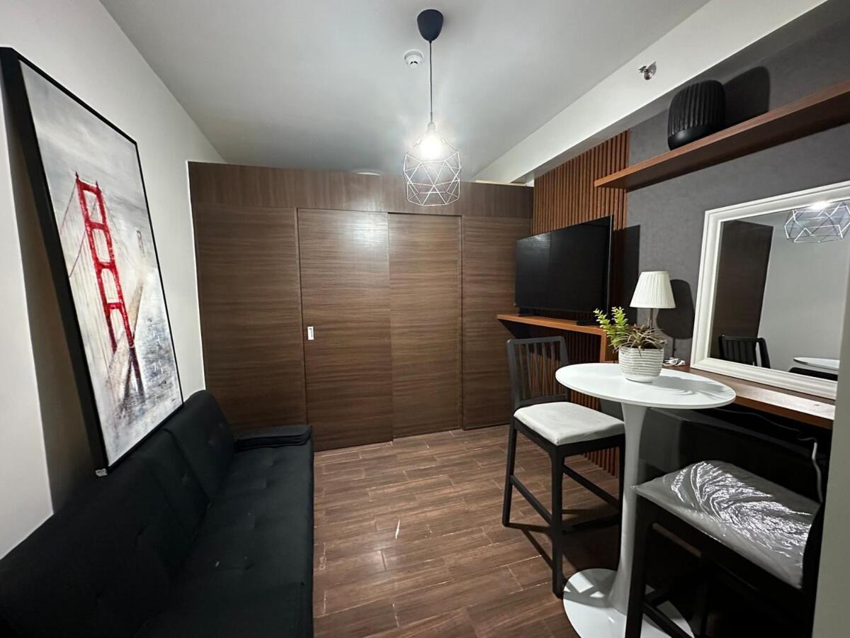 Apartment 1br Air Residences Condo, Ayala Ave, Makati Manila