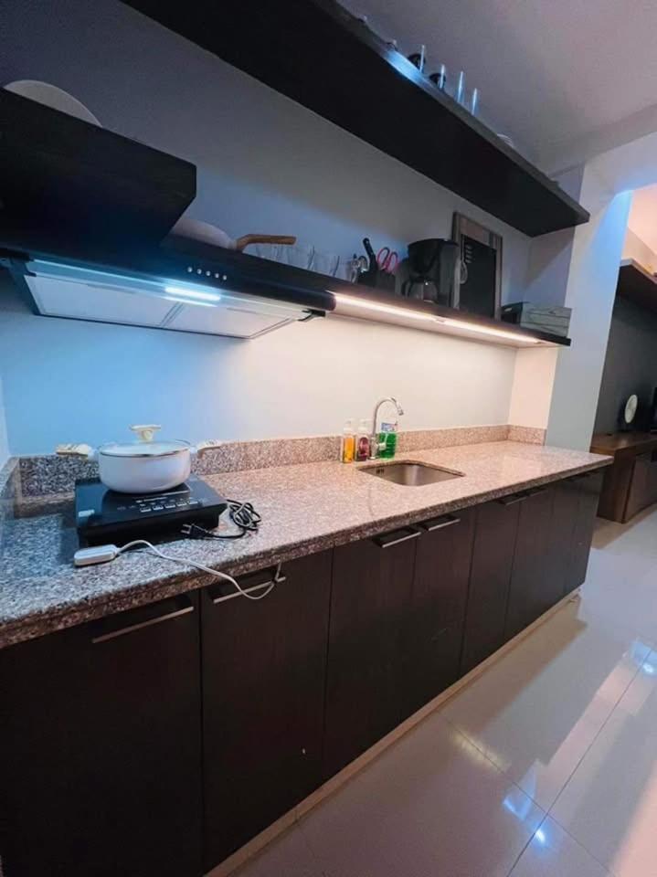 Mplace Residences Aparthotel Manila