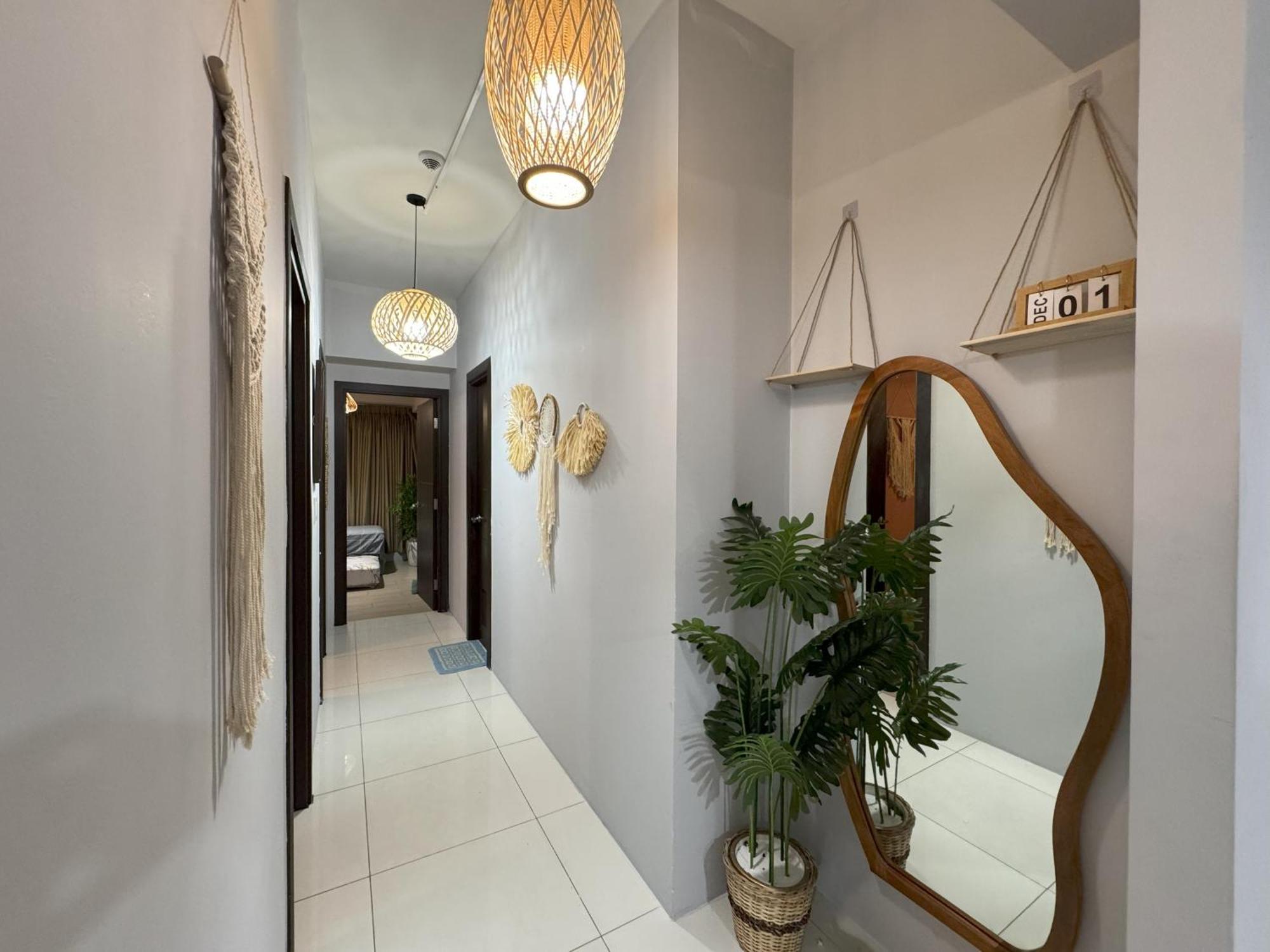 Cozy 3 Bedroom In Uptown Parksuites - Near Mall, Restaurants And Supermarket * Manila