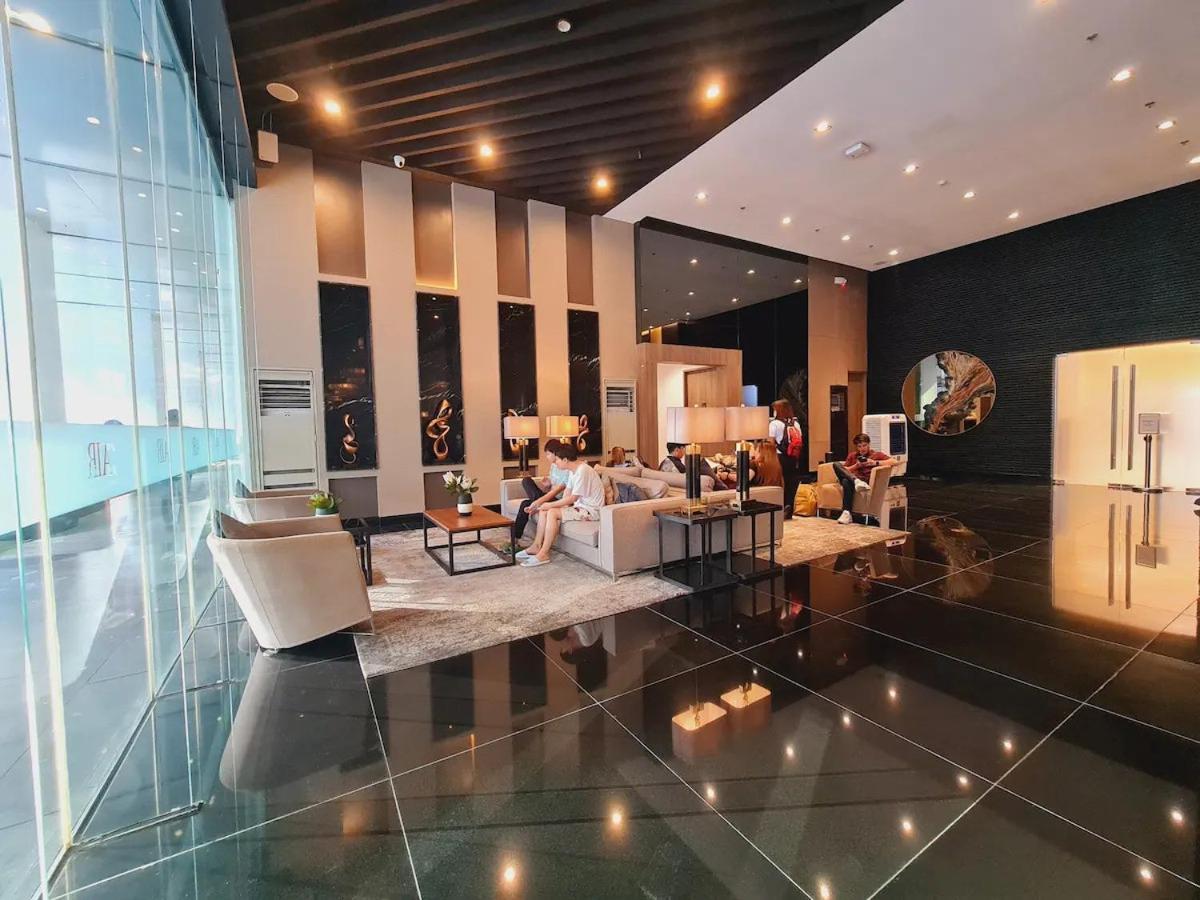 Apartment Makati Ayala Luxury Stylish Uncle Sam Gym Swim Park 300 Mb 2641