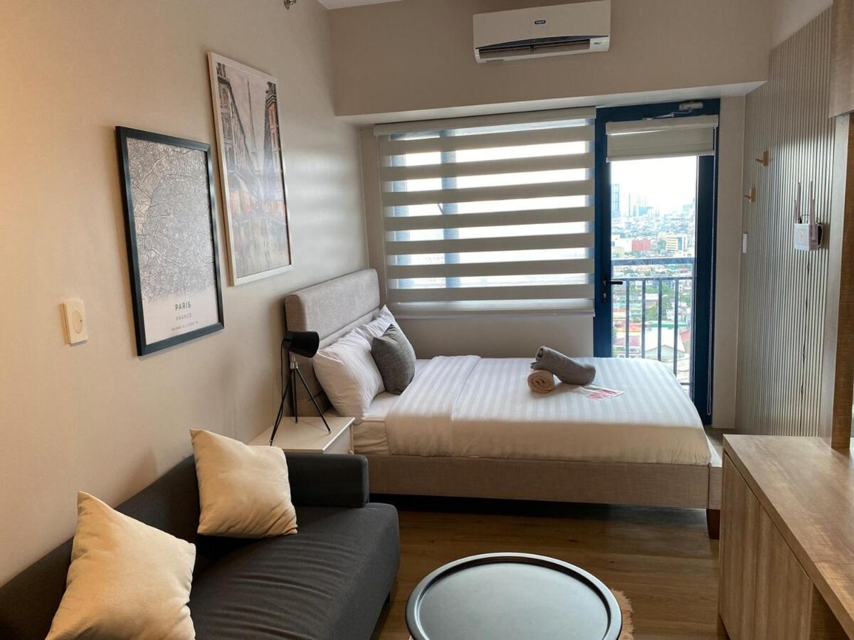 Cosmopolitan Comfort Makati 1 Bedroom Wonder 300mb 2428 Internet * Manila