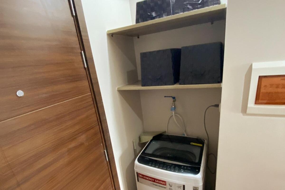Apartment Cosmopolitan Comfort Makati 1 Bedroom Wonder 300mb 2428 Internet