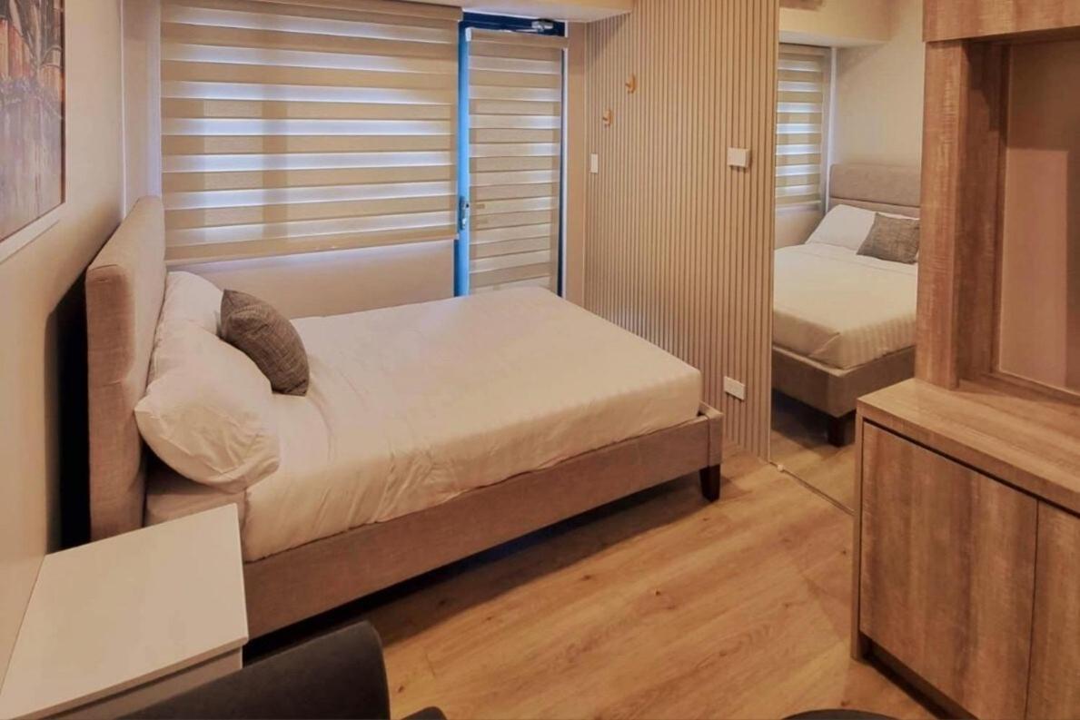 Cosmopolitan Comfort Makati 1 Bedroom Wonder 300mb 2428 Internet Apartment Manila