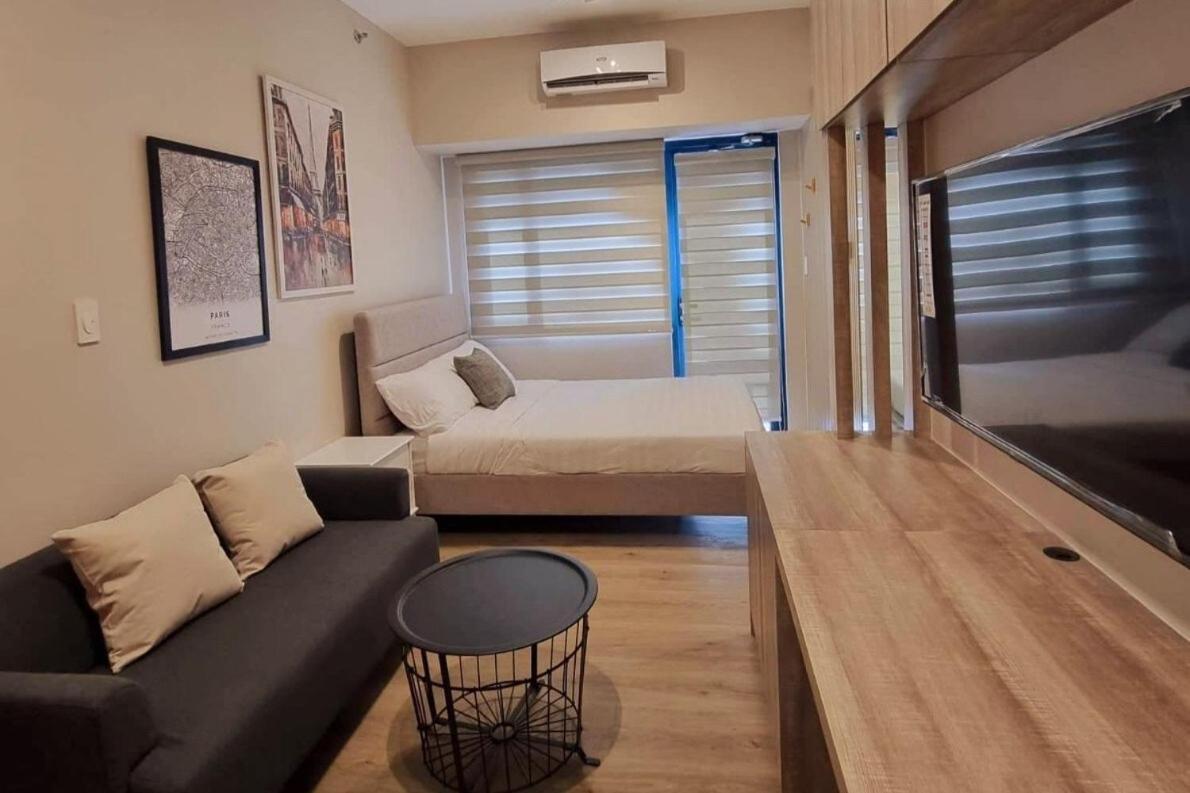 Cosmopolitan Comfort Makati 1 Bedroom Wonder 300mb 2428 Internet Apartment