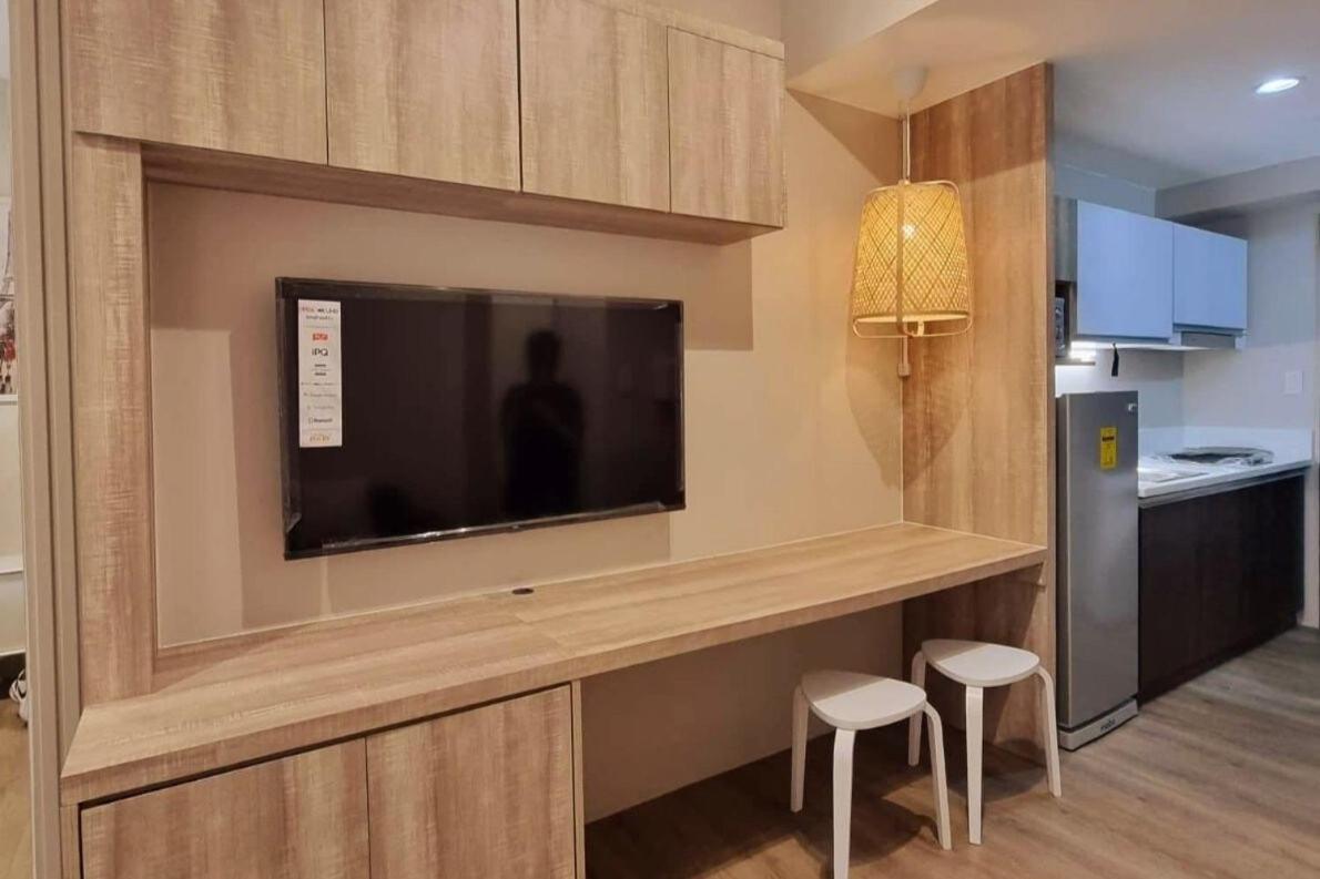 Apartment Cosmopolitan Comfort Makati 1 Bedroom Wonder 300mb 2428 Internet Manila