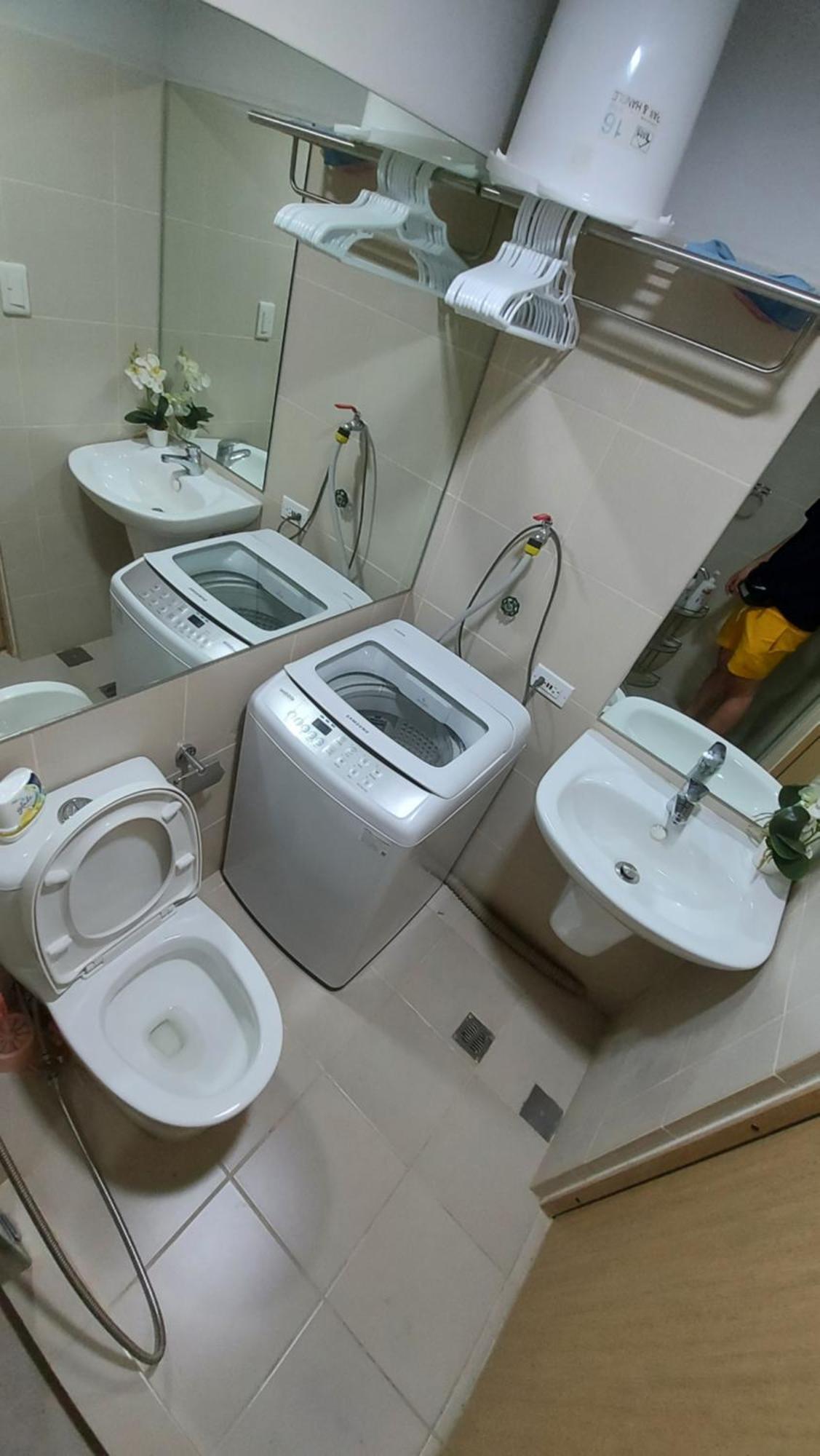 Aparthotel Fern Residences Manila