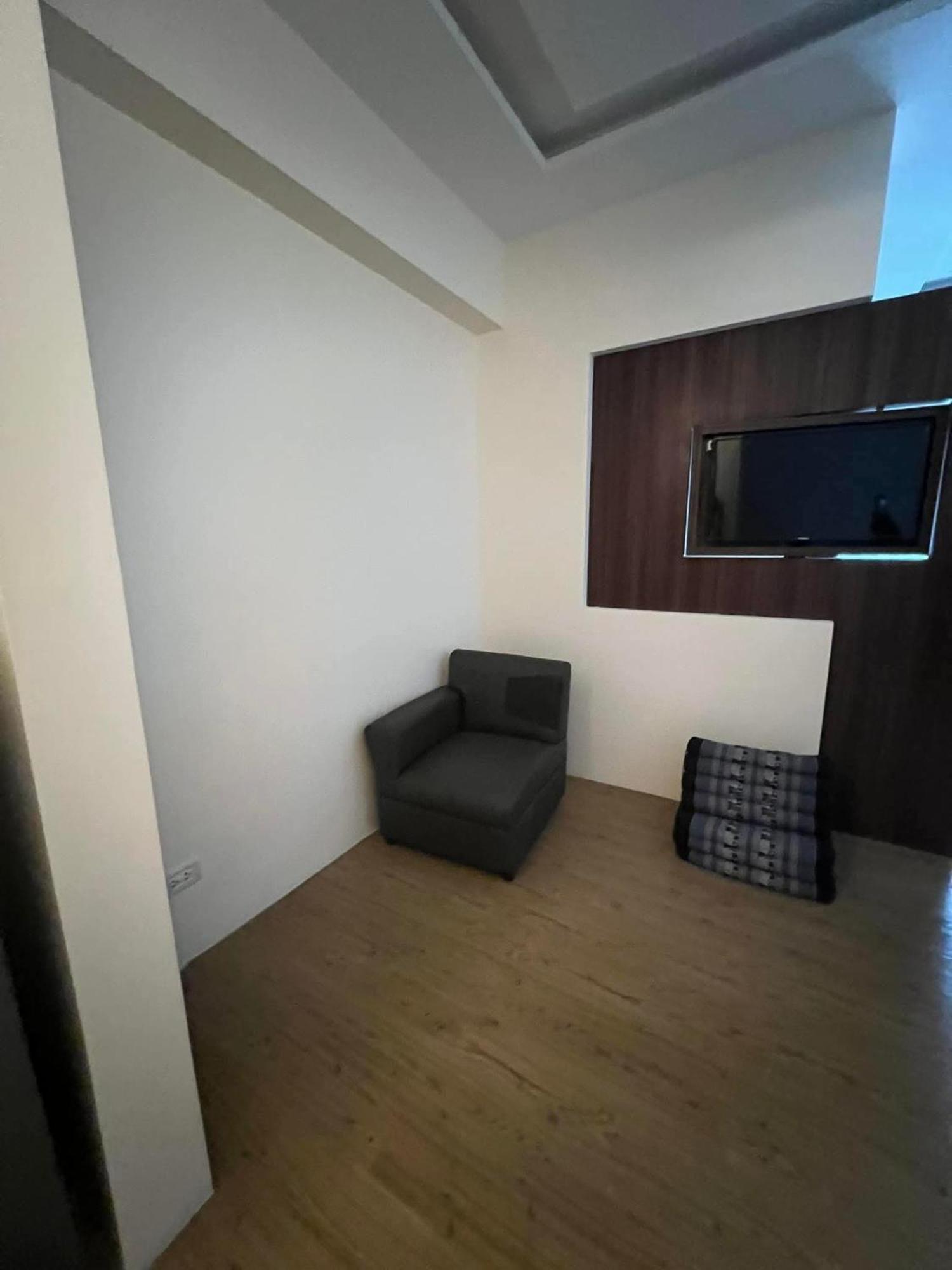 Apartment Chelsea Tower 3