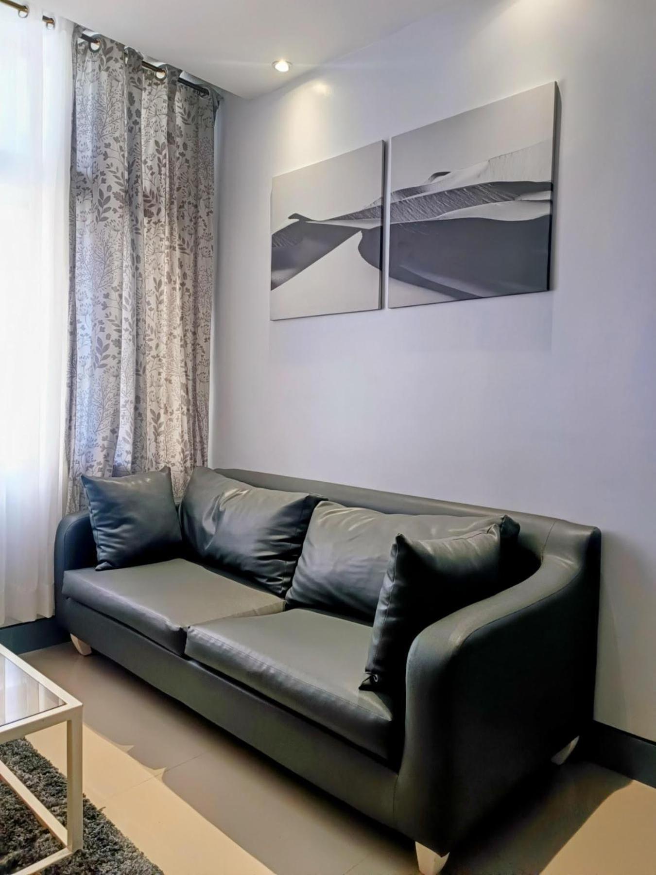 Manhattan Parkway Tower 3, Cubao Apartment Manila