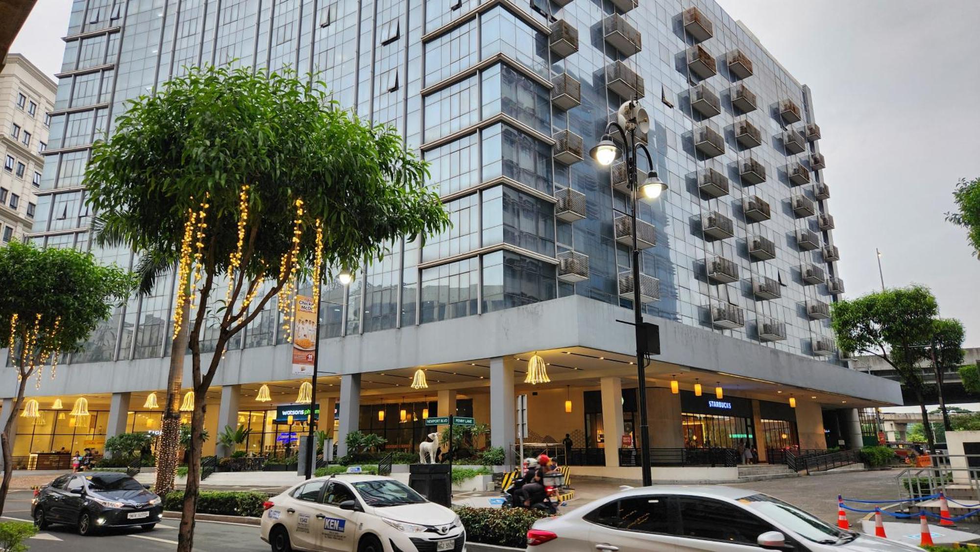 Casa Antonio At Two Palm Tree Beside Naia3 Manila