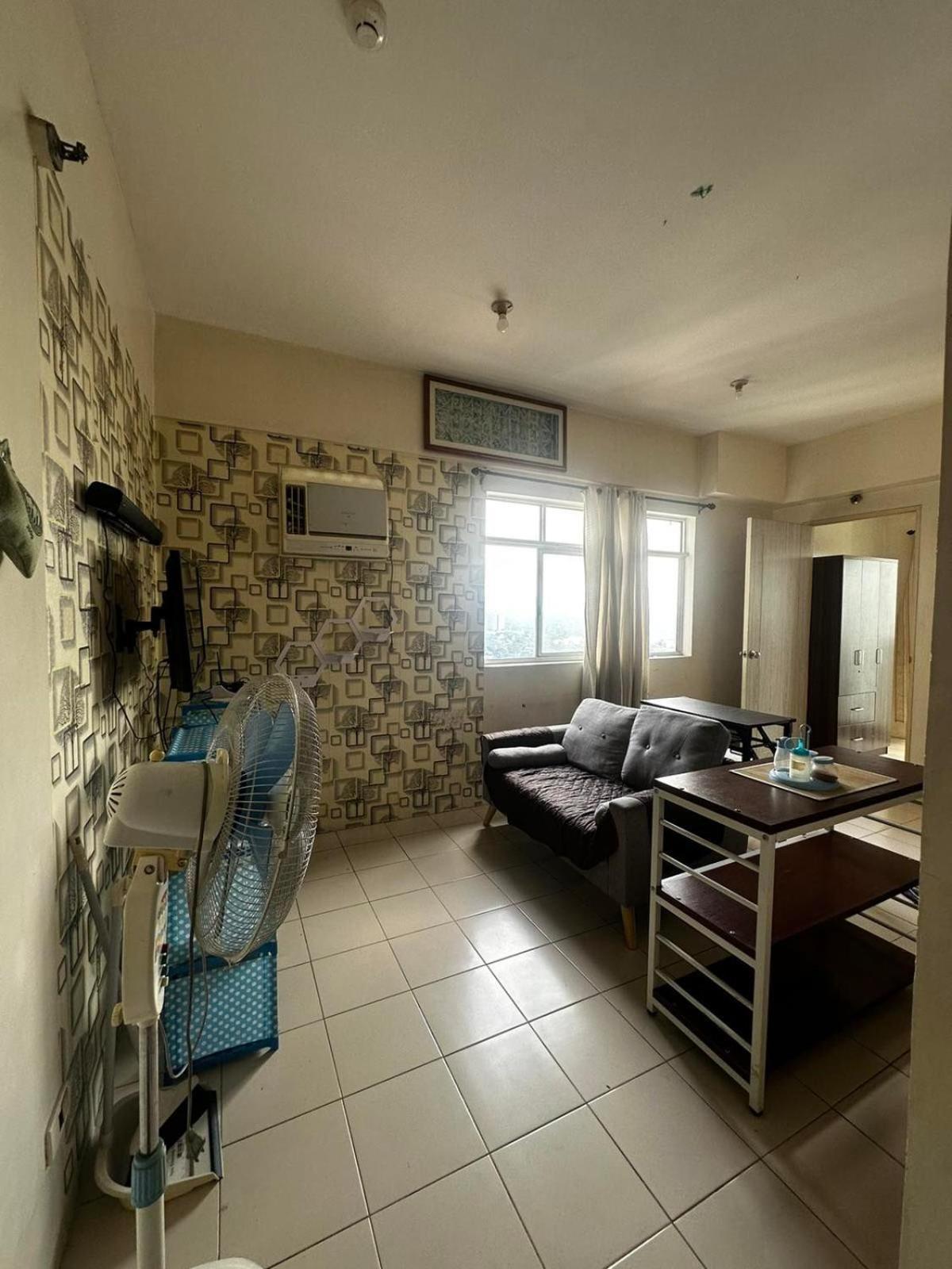 1br-corner Unit At Laureano Di Trevi Makati Apartment Manila