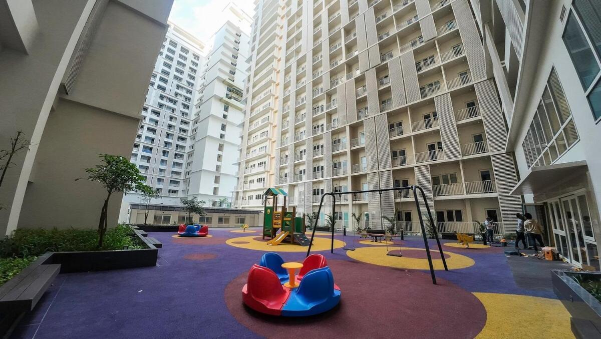 Luxx Mckinley With Fast Wifi In Bgc Apartment