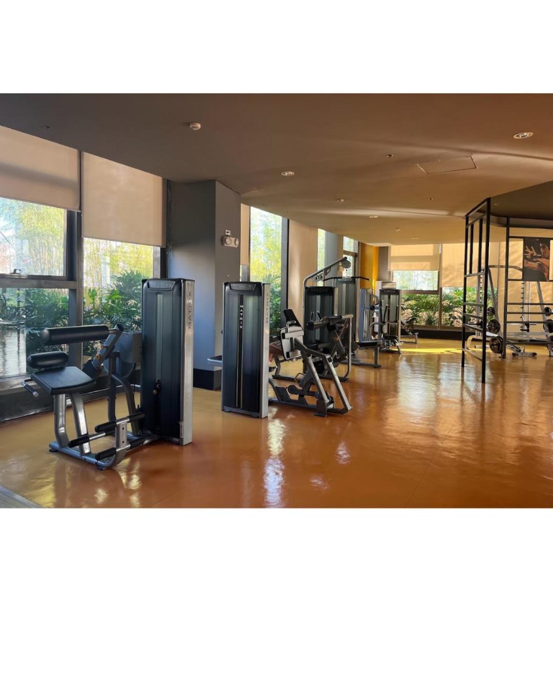 Bayfront 1br With Fast Wifi, Netflix & Free Pool, Near Picc, Cpp, Moa, Okada & Airport Aparthotel *
