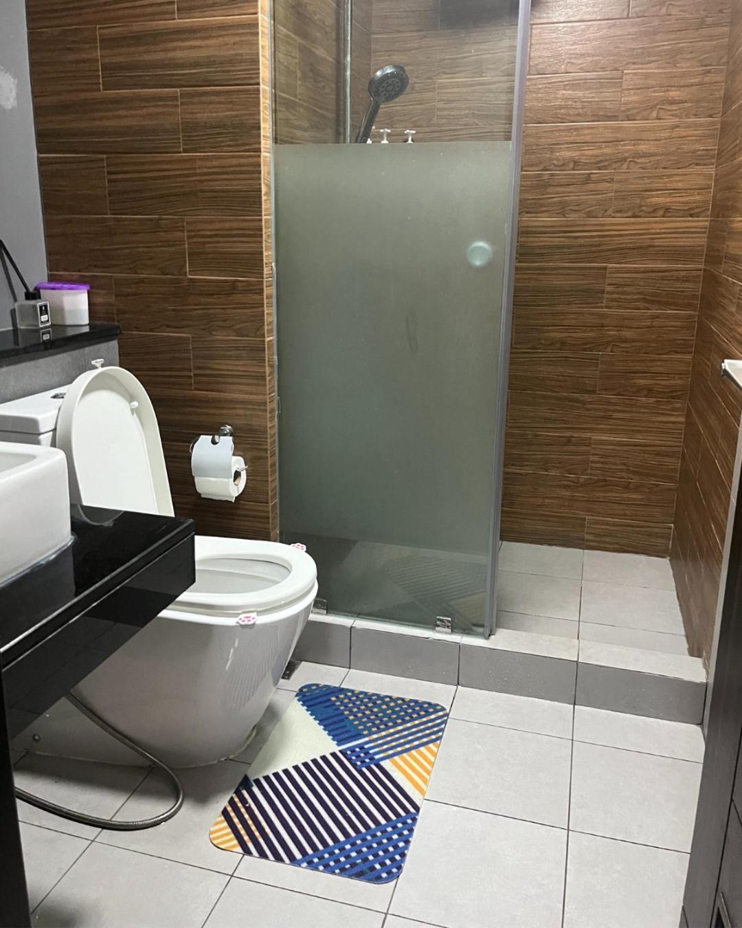 Aparthotel Bayfront 1br With Fast Wifi, Netflix & Free Pool, Near Picc, Cpp, Moa, Okada & Airport *