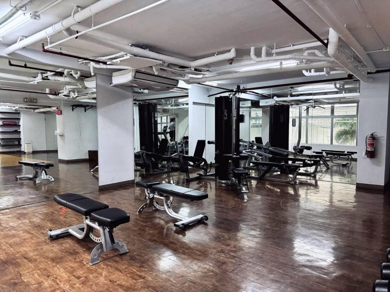 Hotel Antel Residences Makati 3*