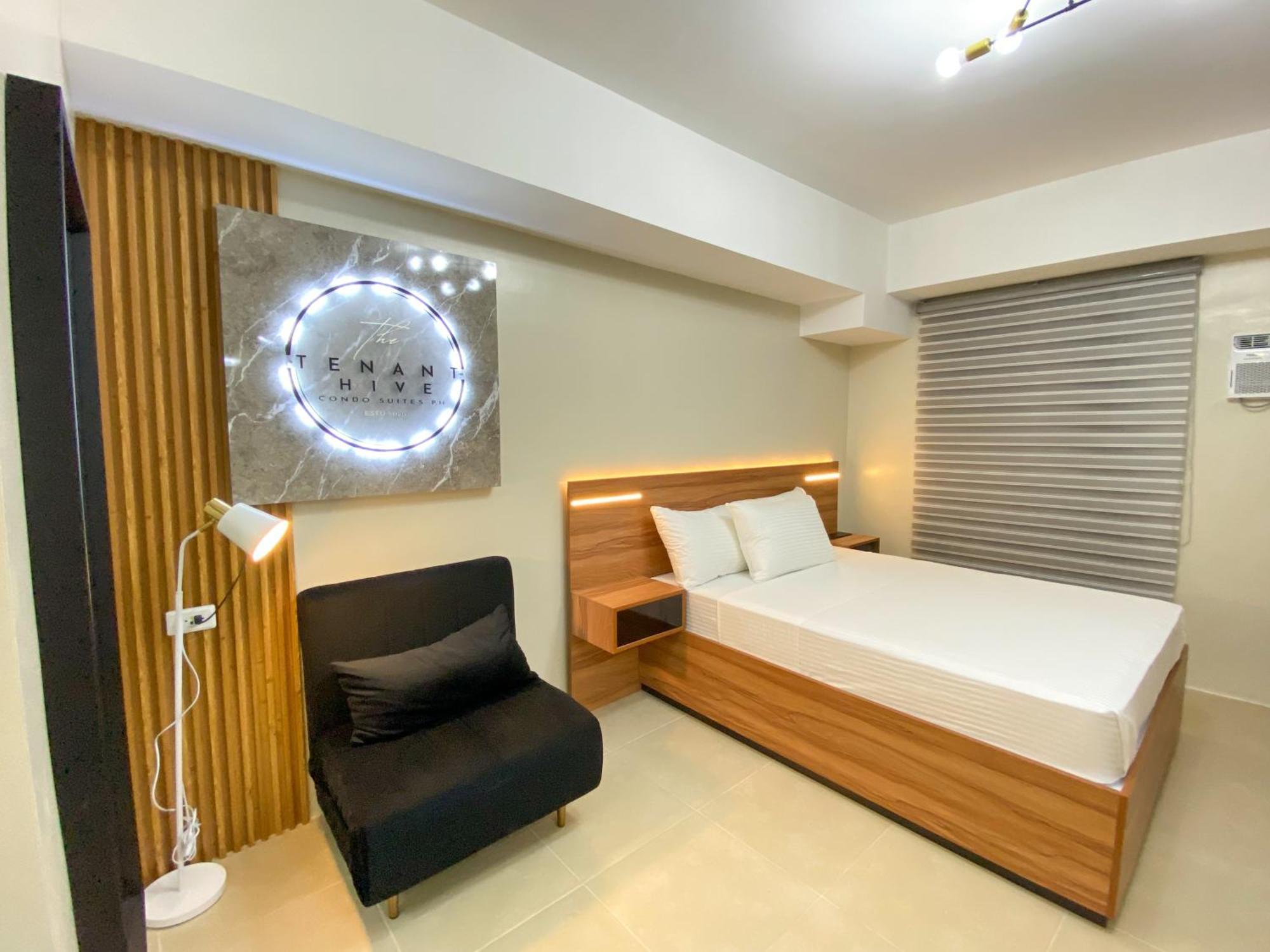 Cozy Unit Near Airport