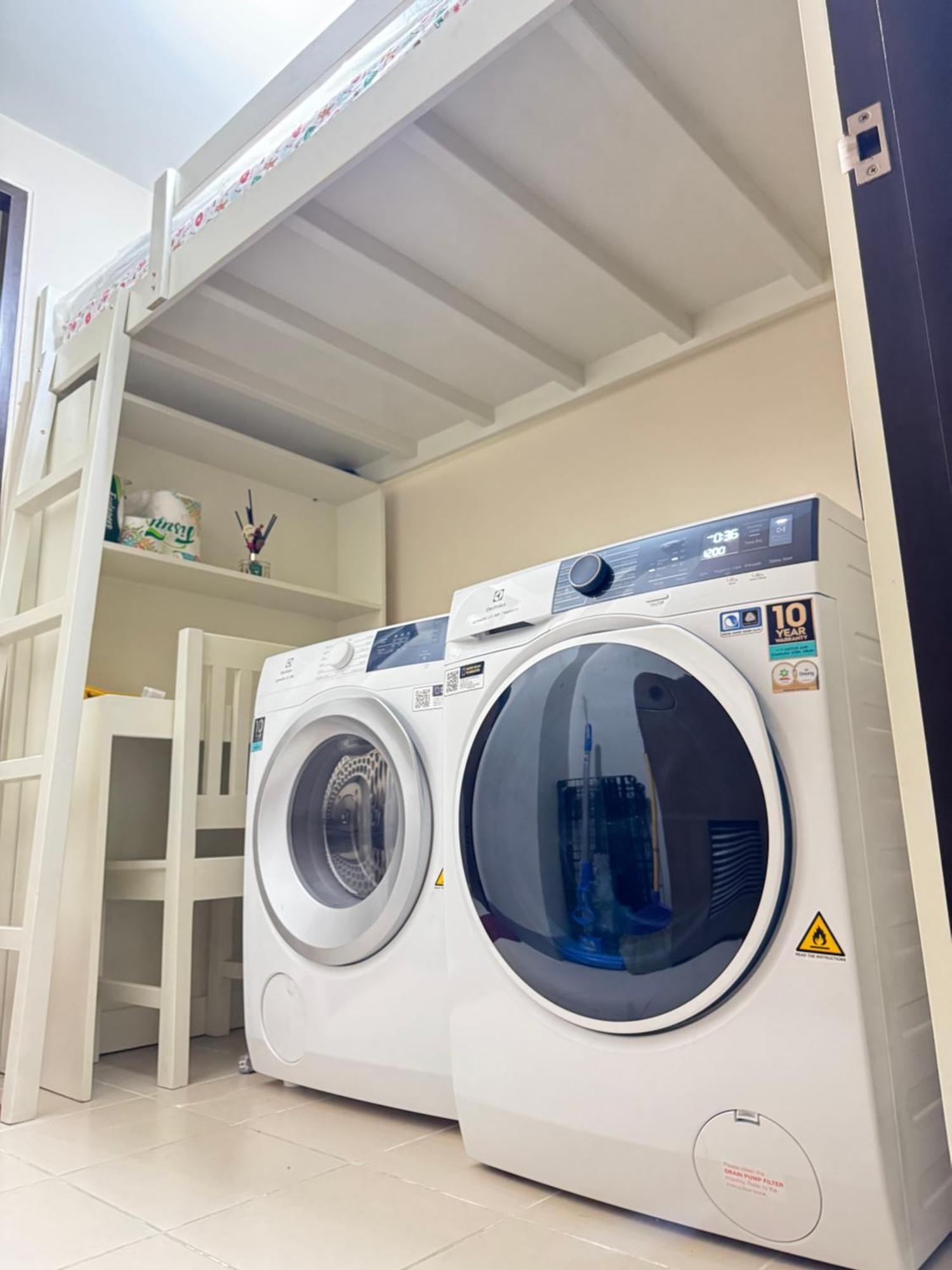 Eastwood Global Plaza Luxury 1bed With 2 Toilets And Laundry Apartment Manila