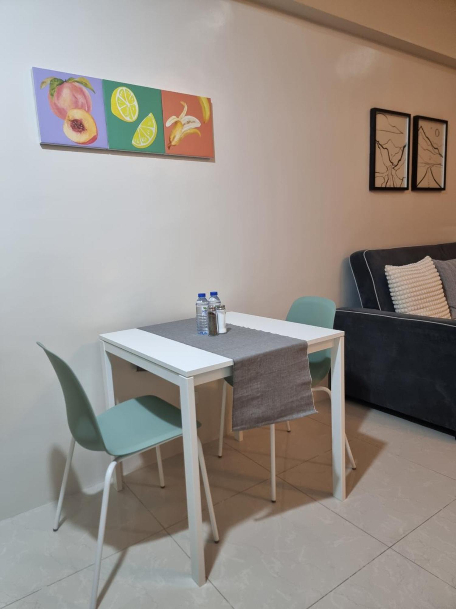One Palm Tree Apartment Manila