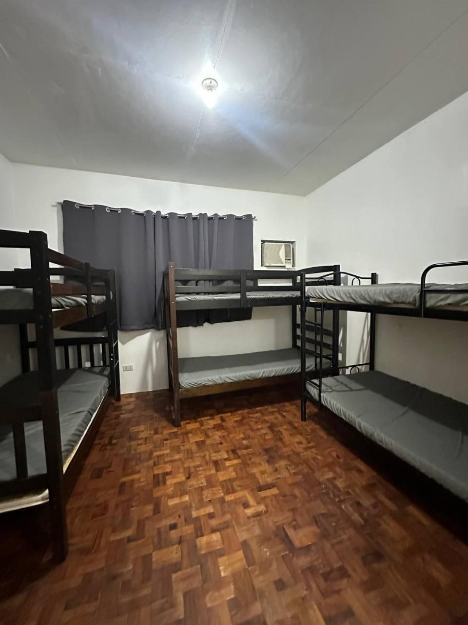 Estrella & Bunk Beds * Manila