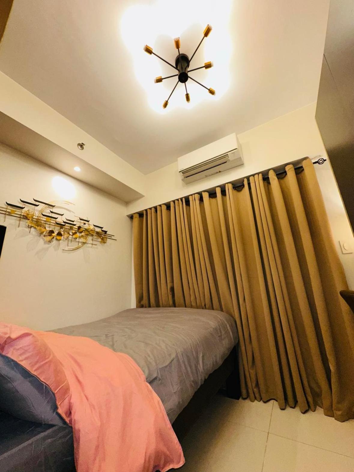 Arq Staycation - Red Residences Makati Aparthotel Manila