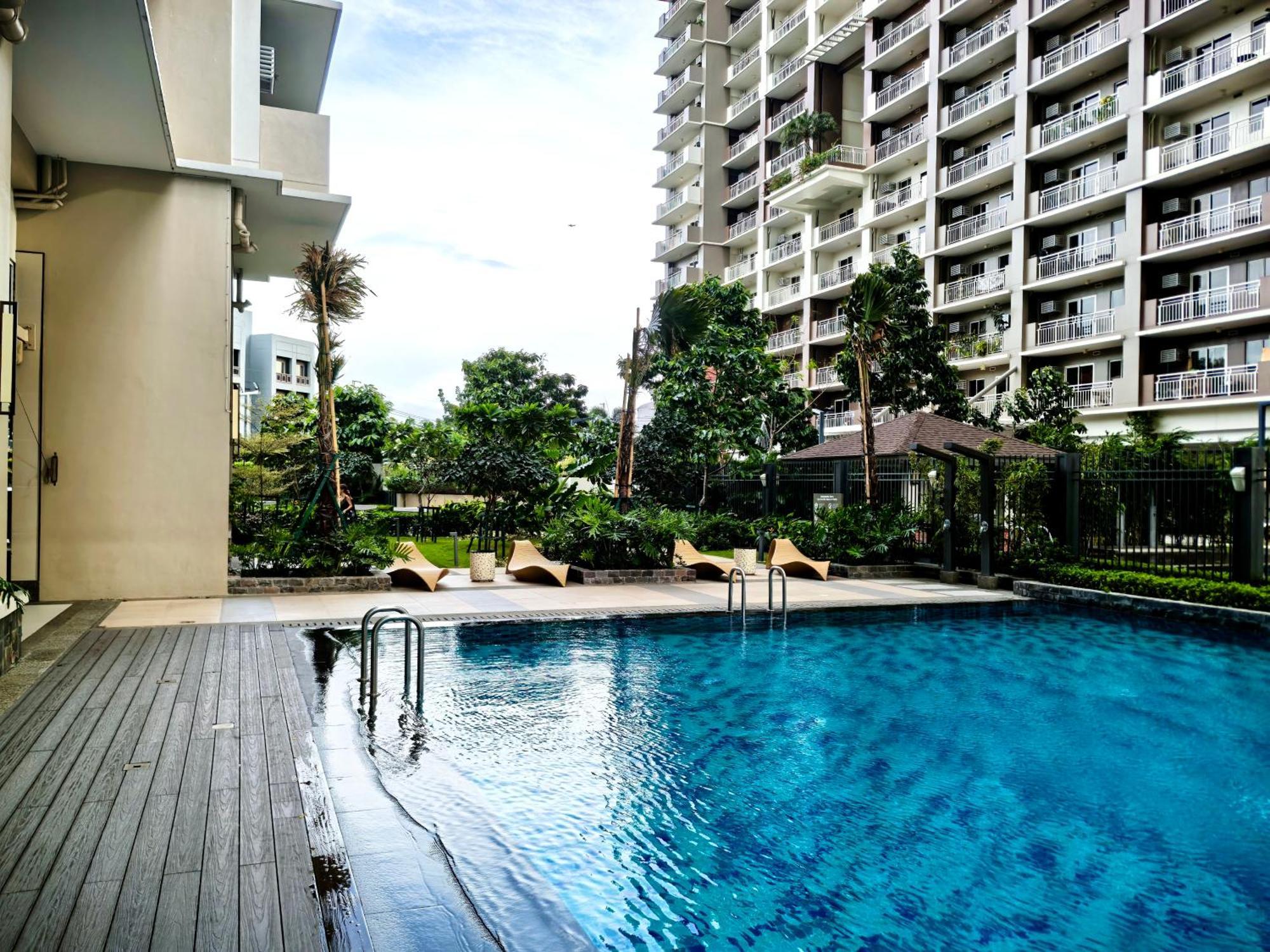 Vincondotel Near Bgc 2br Fairlane Apartment Manila