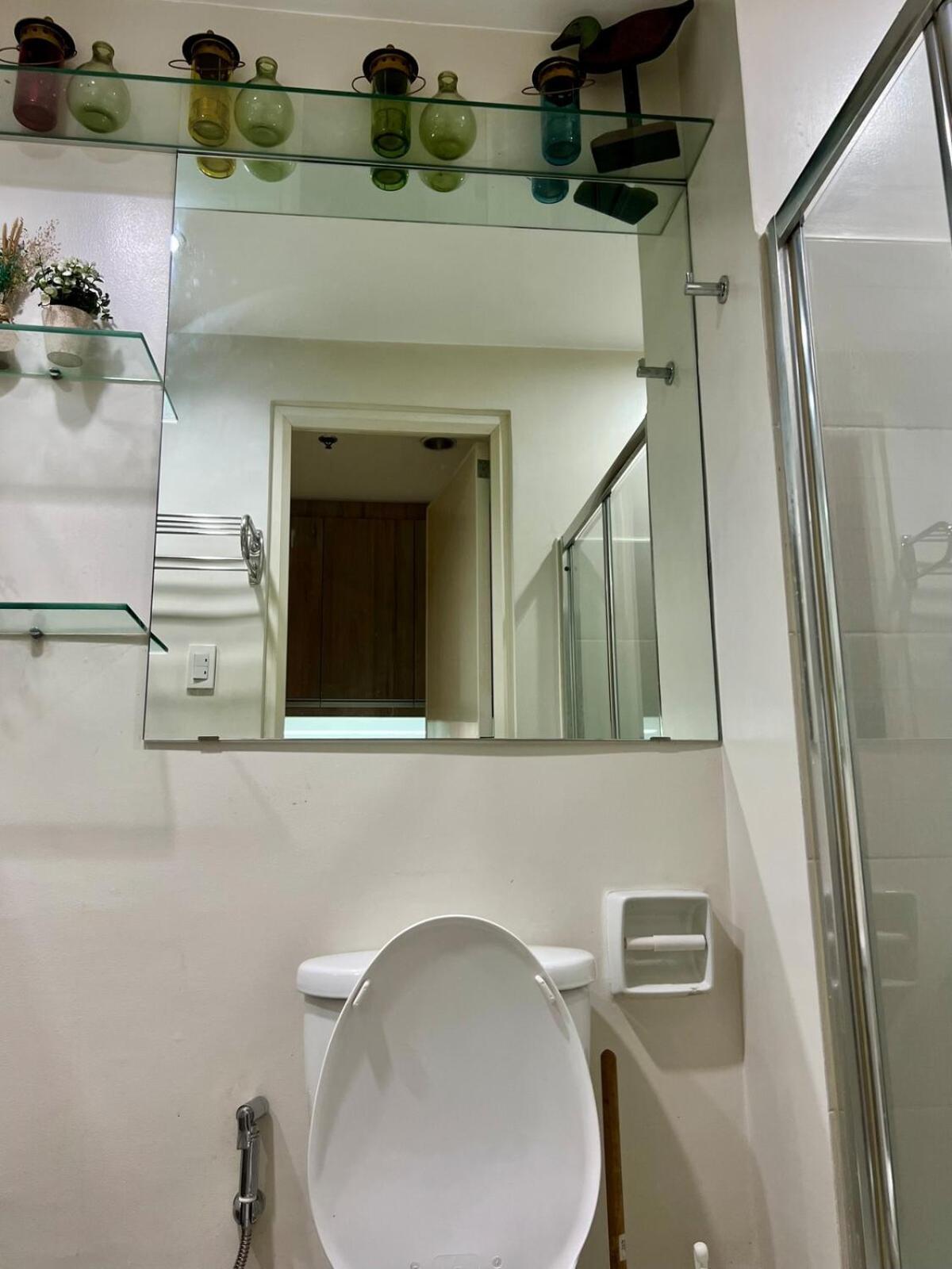 Modern Comfort Living! Netflix Ready Manila
