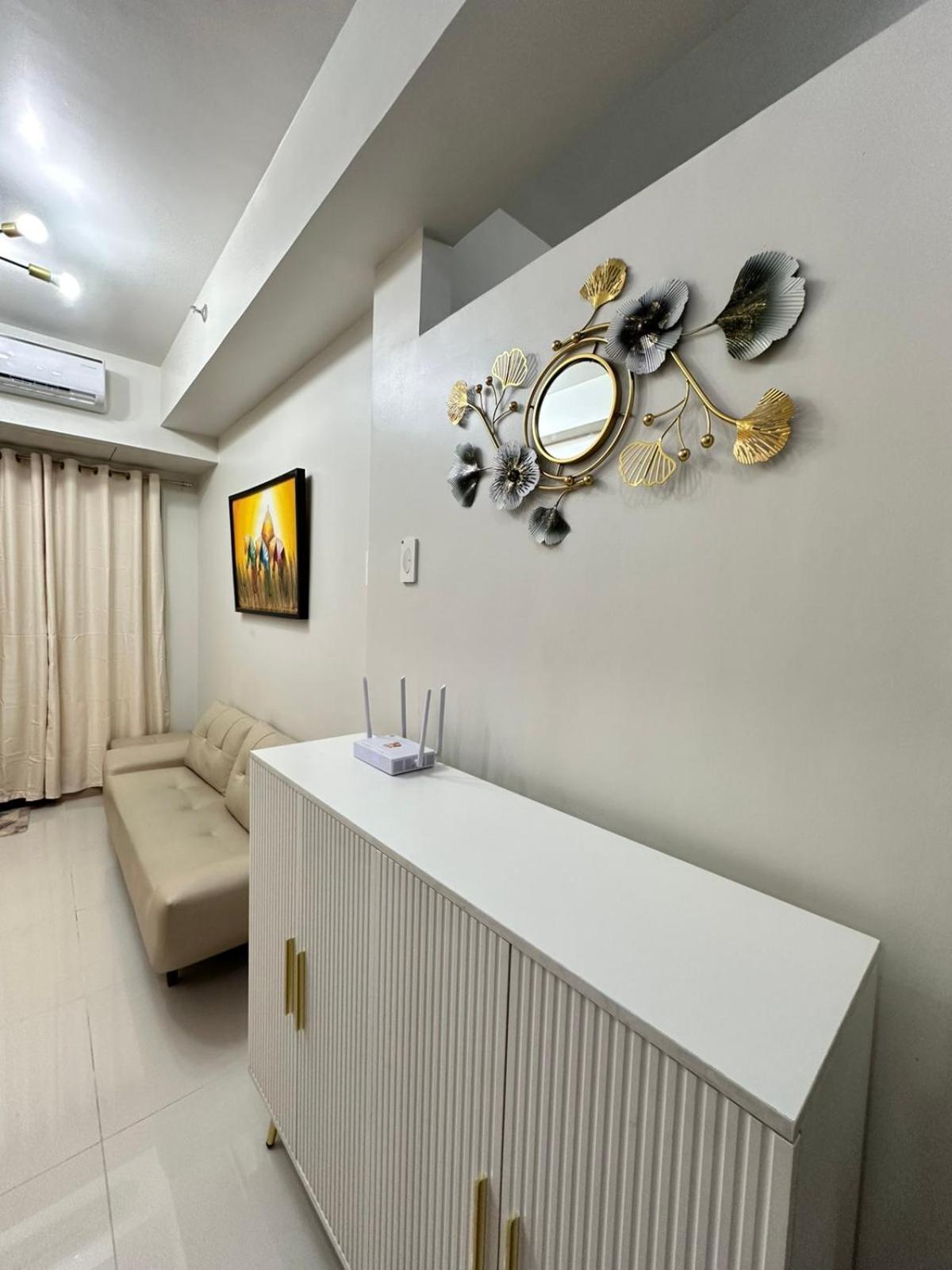 Claire's Place Aparthotel
