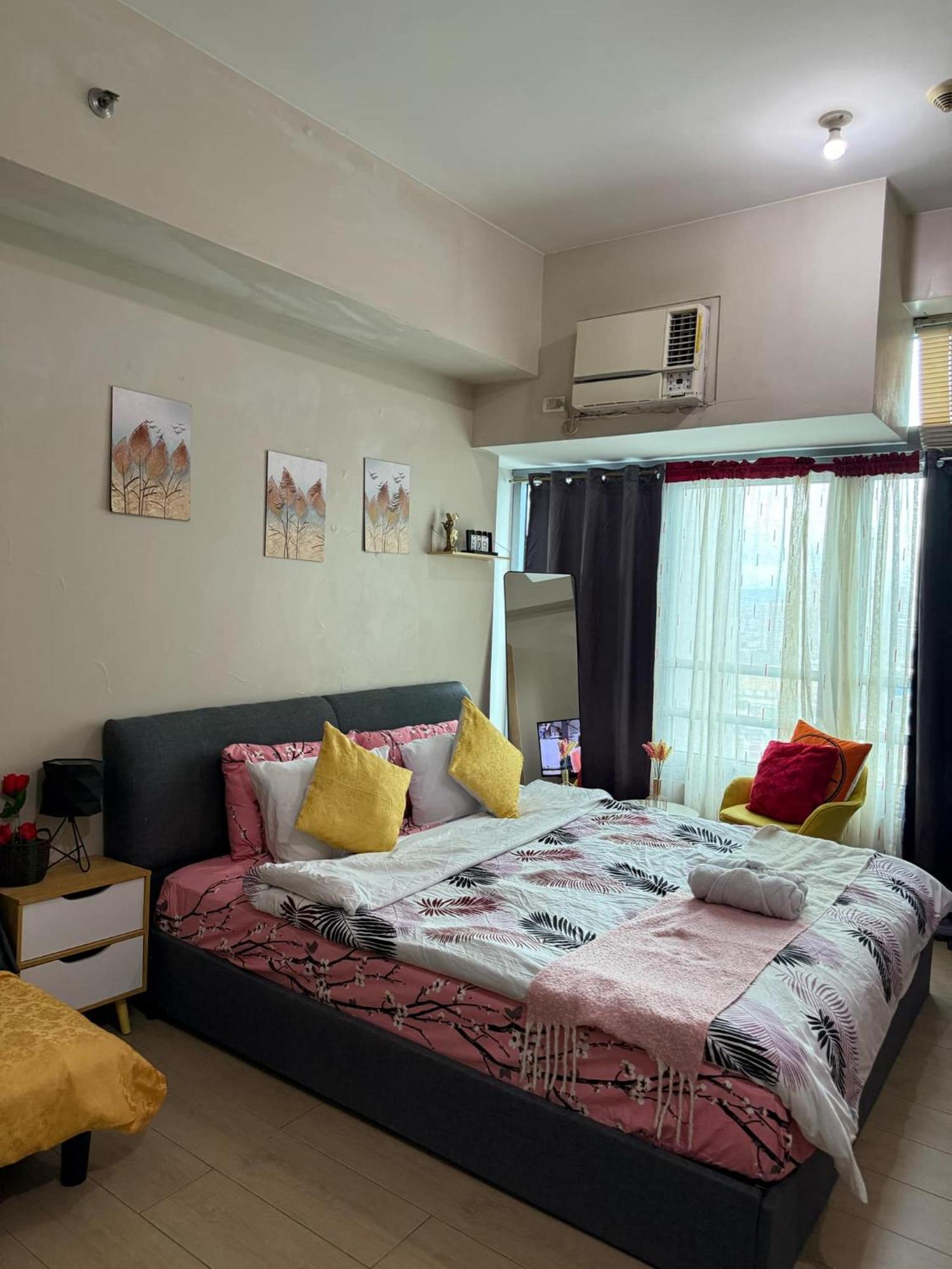 Relaxing Shining Sunrise Hotel Manila