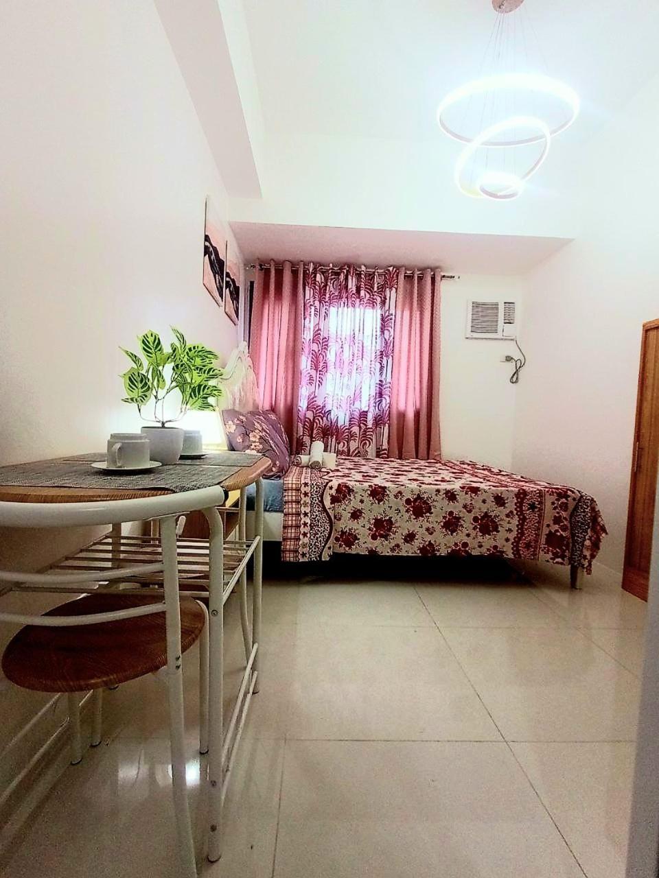 Unit Condotel Rizal Park View View Manila